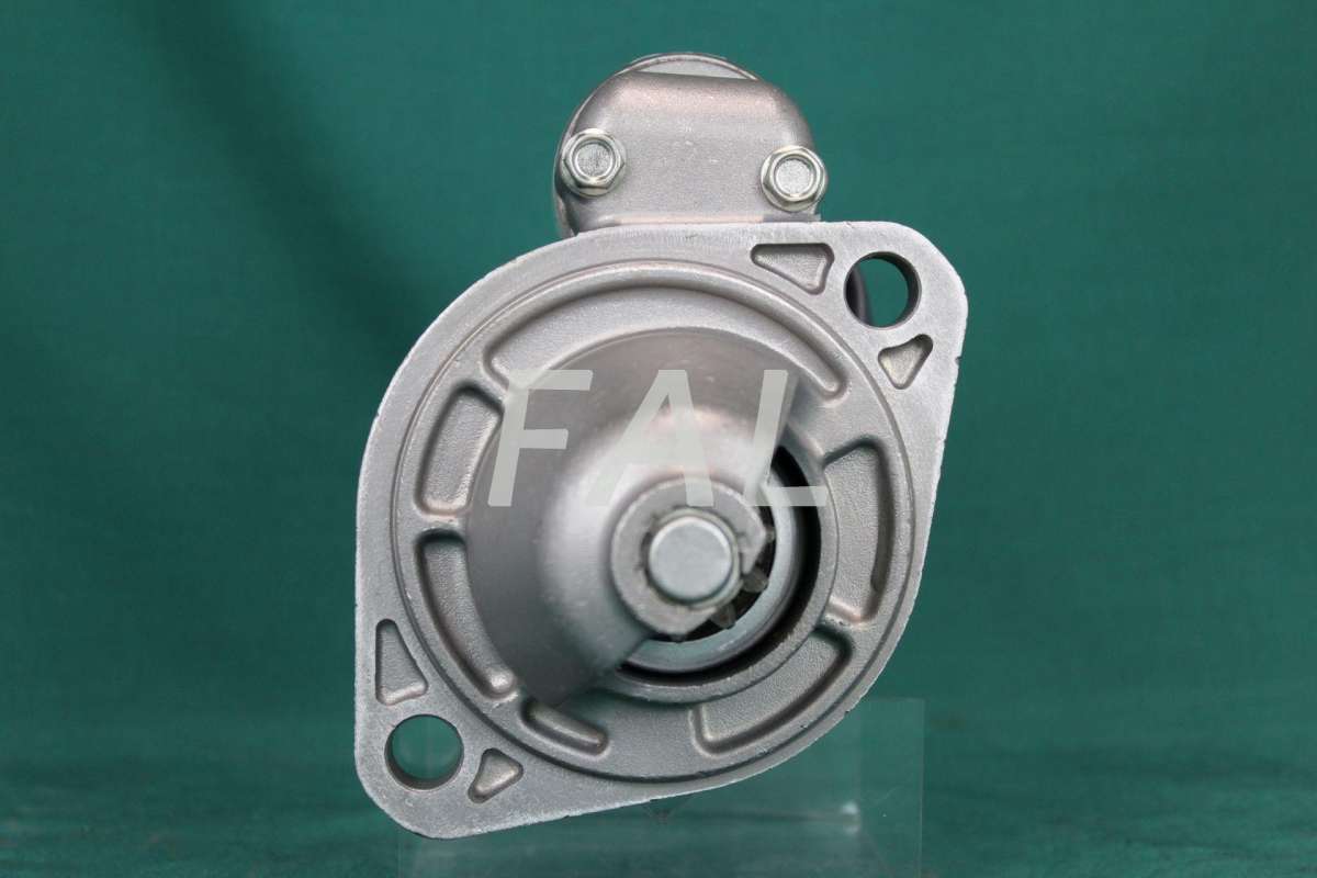 Yanmar Kobelco 4JH Starter 15Zähne 12V 1,4kW 119209-77010 S114-257